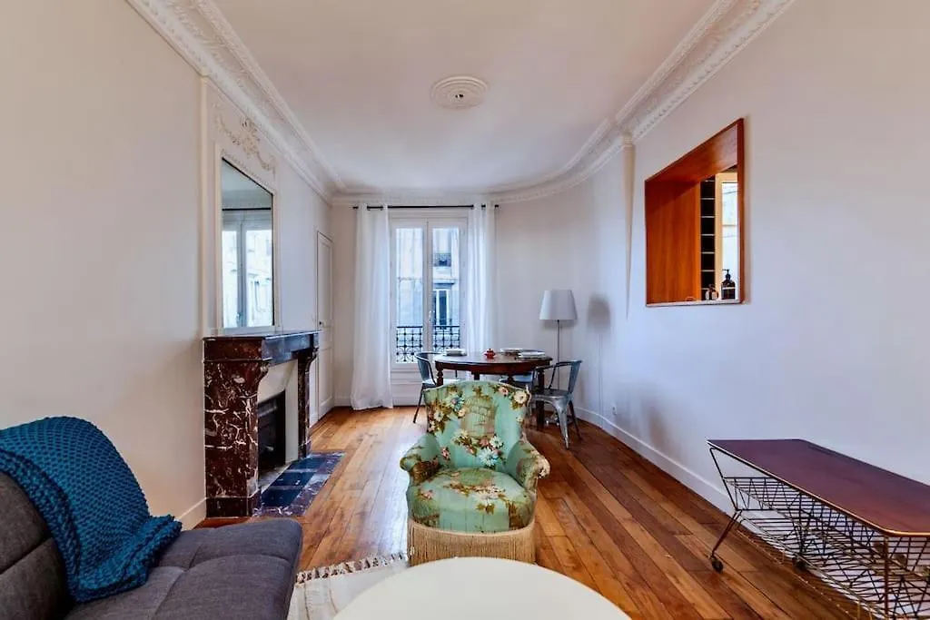 Lägenhet Charmant Appartement Au Coeur De Paris
